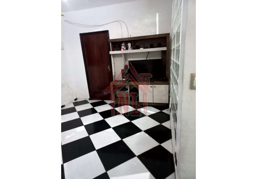 SOBRADO COM 1 DORMITÓRIO E 2 VAGAS CÓD: ZL 1038 